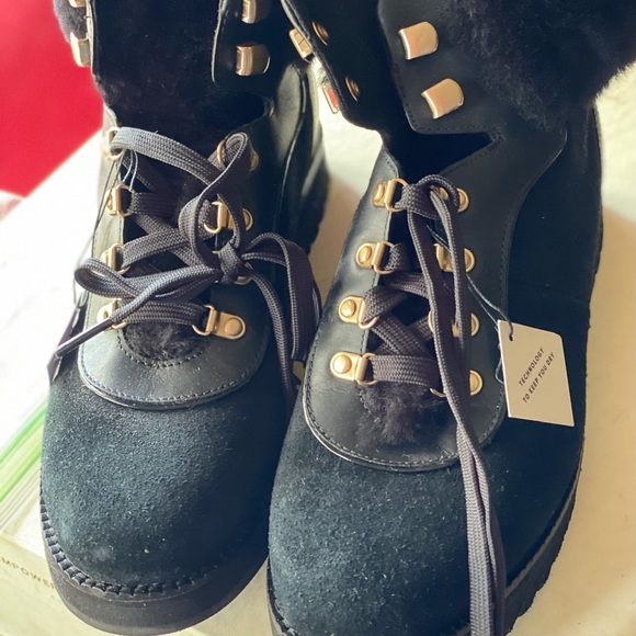 BOOTS 🥾 NWOB - Picture 1 of 6